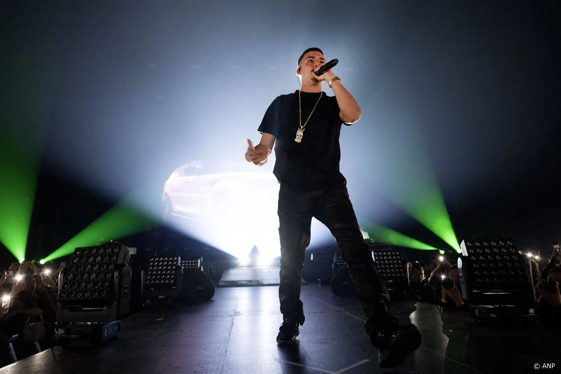 Rapper Boef geeft inkijkje in uitgavenpatroon