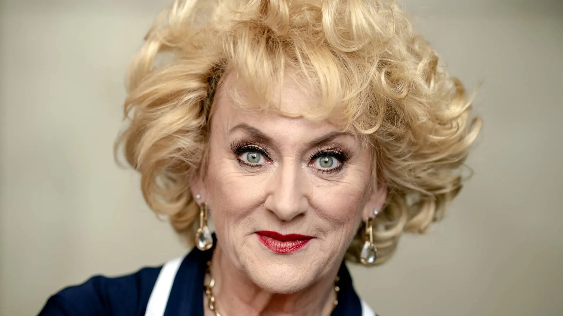 Karin Bloemen bij demonstratie: als je praat, bescherm je jezelf