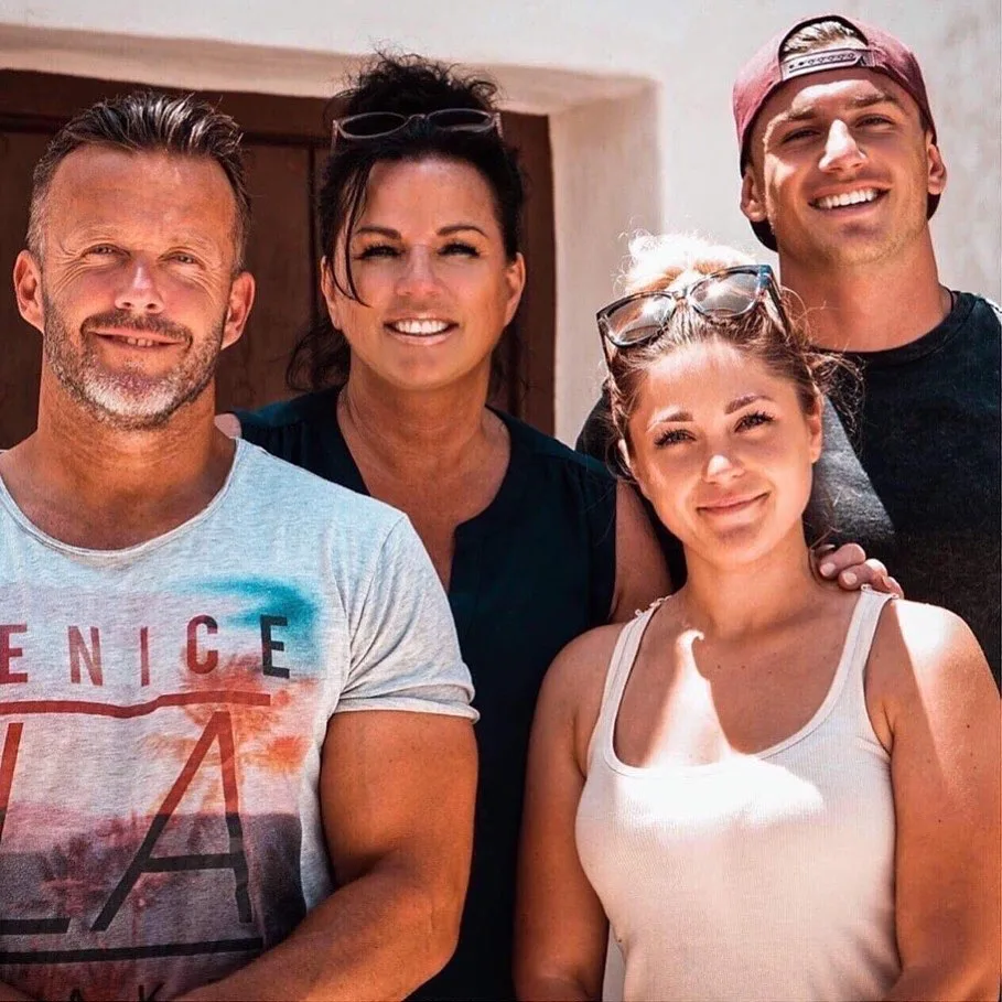 HEFTIG: Familie Rutten vlucht weg uit Polopos