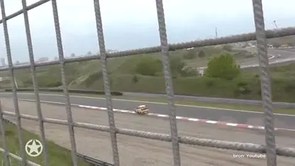 SHOCKING: Sandra Schuurhof crasht auto tijdens Jumbo Racedagen