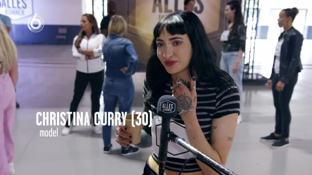 Christina Curry uit haar plaat