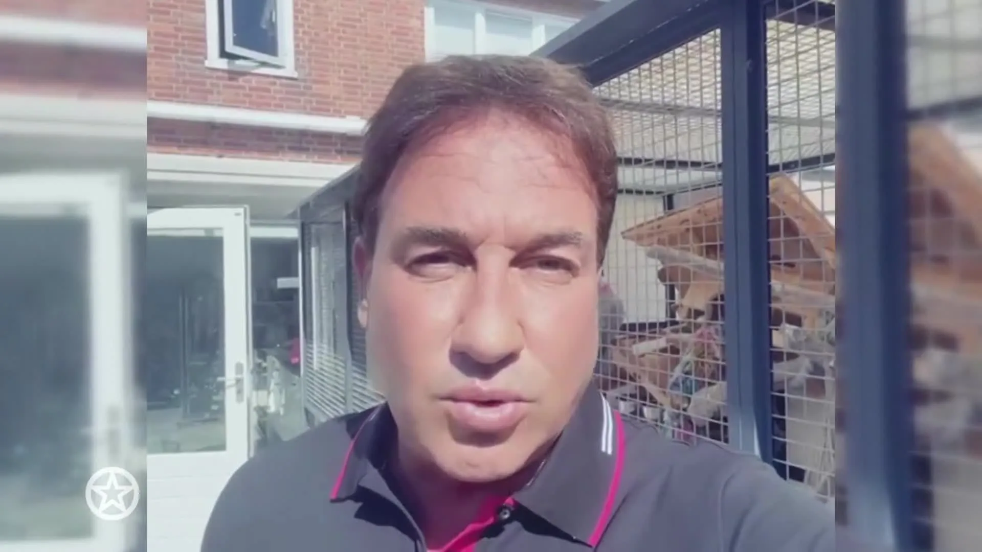 Zanger Alex vraagt om hulp