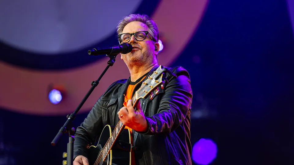 Guus Meeuwis op 538 Koningsdag 2024