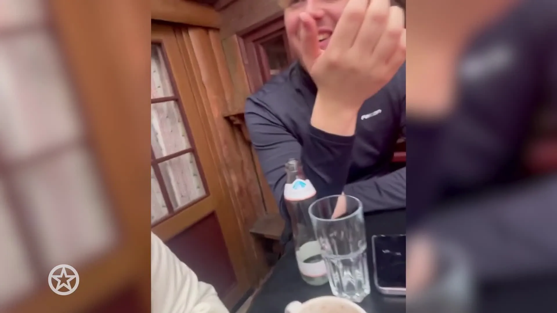 Surprise voor de Og3ne-zusjes op wintersport