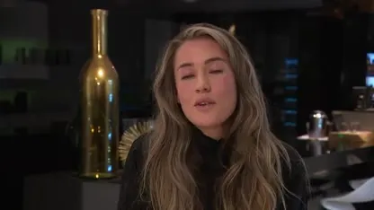 Julia voor het eerst openhartig over breuk Dave Roelvink