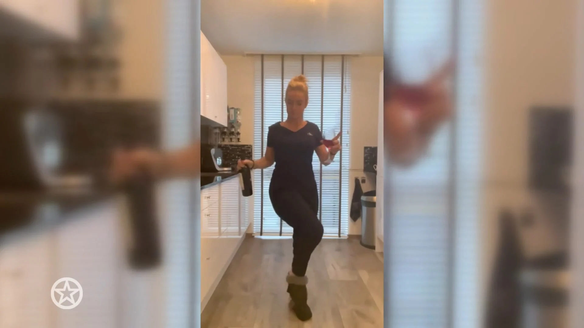 Samantha Steenwijk 'wijnend' het weekend in