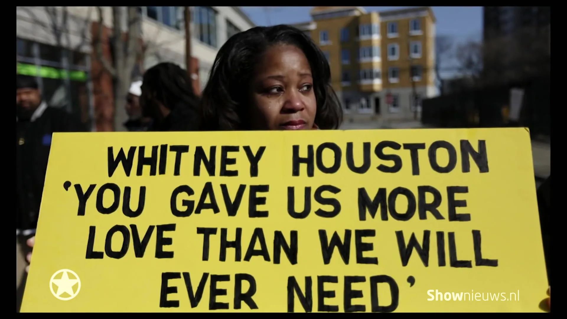 'Whitney Houston werd als kind misbruikt'