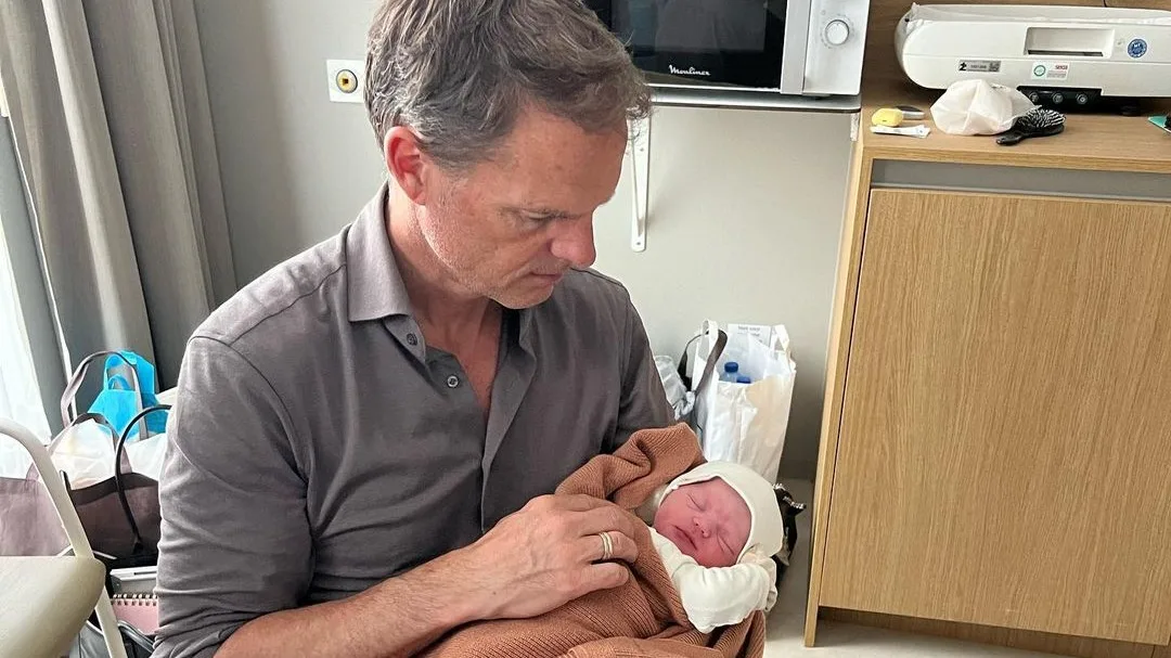 Frank de Boer opa geworden