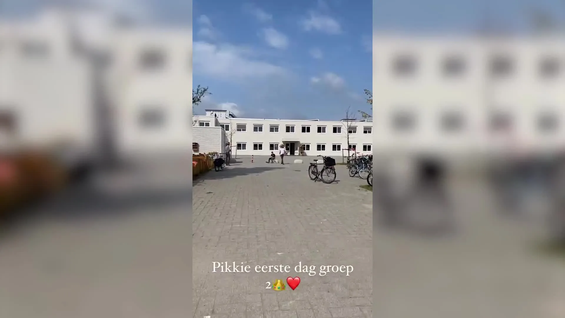 Kleine André gaat naar school