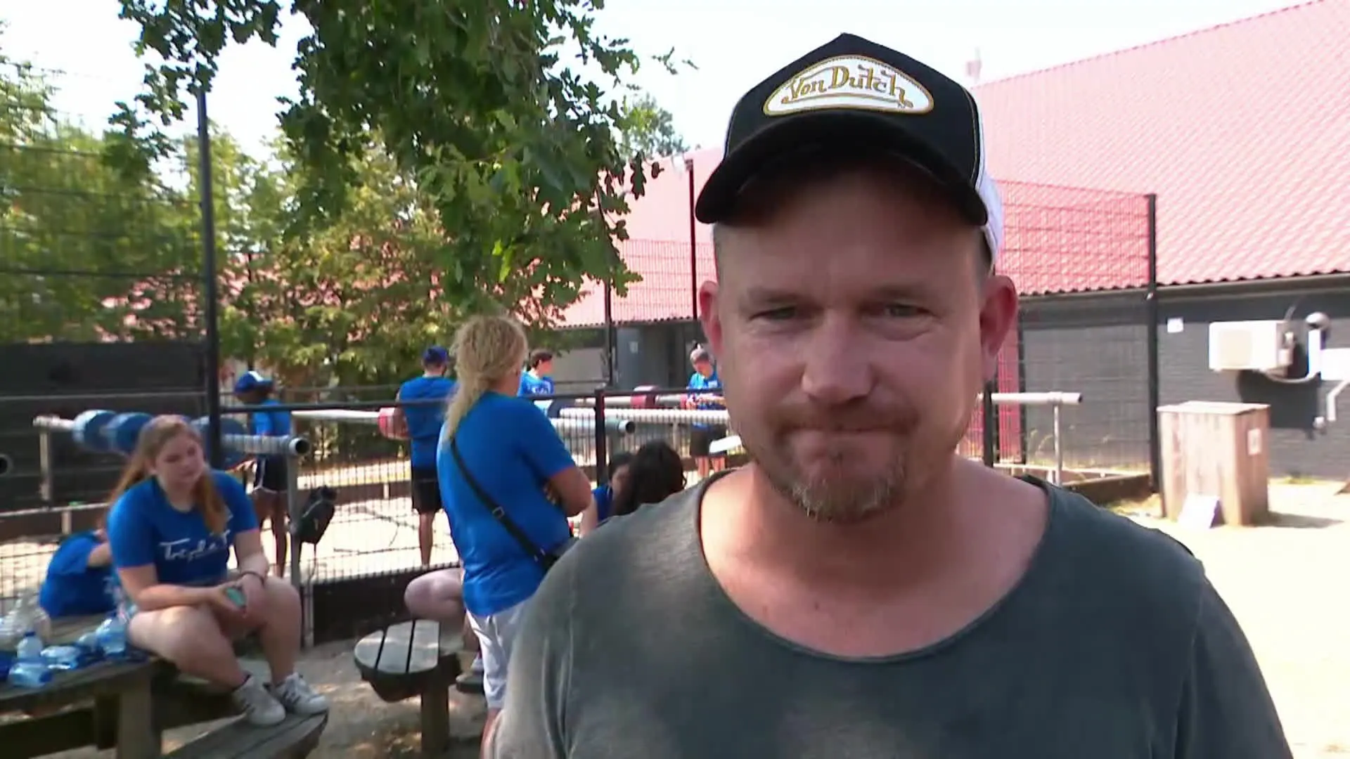 Eén ding wil Johnny alvast kwijt over de huwelijksplannen