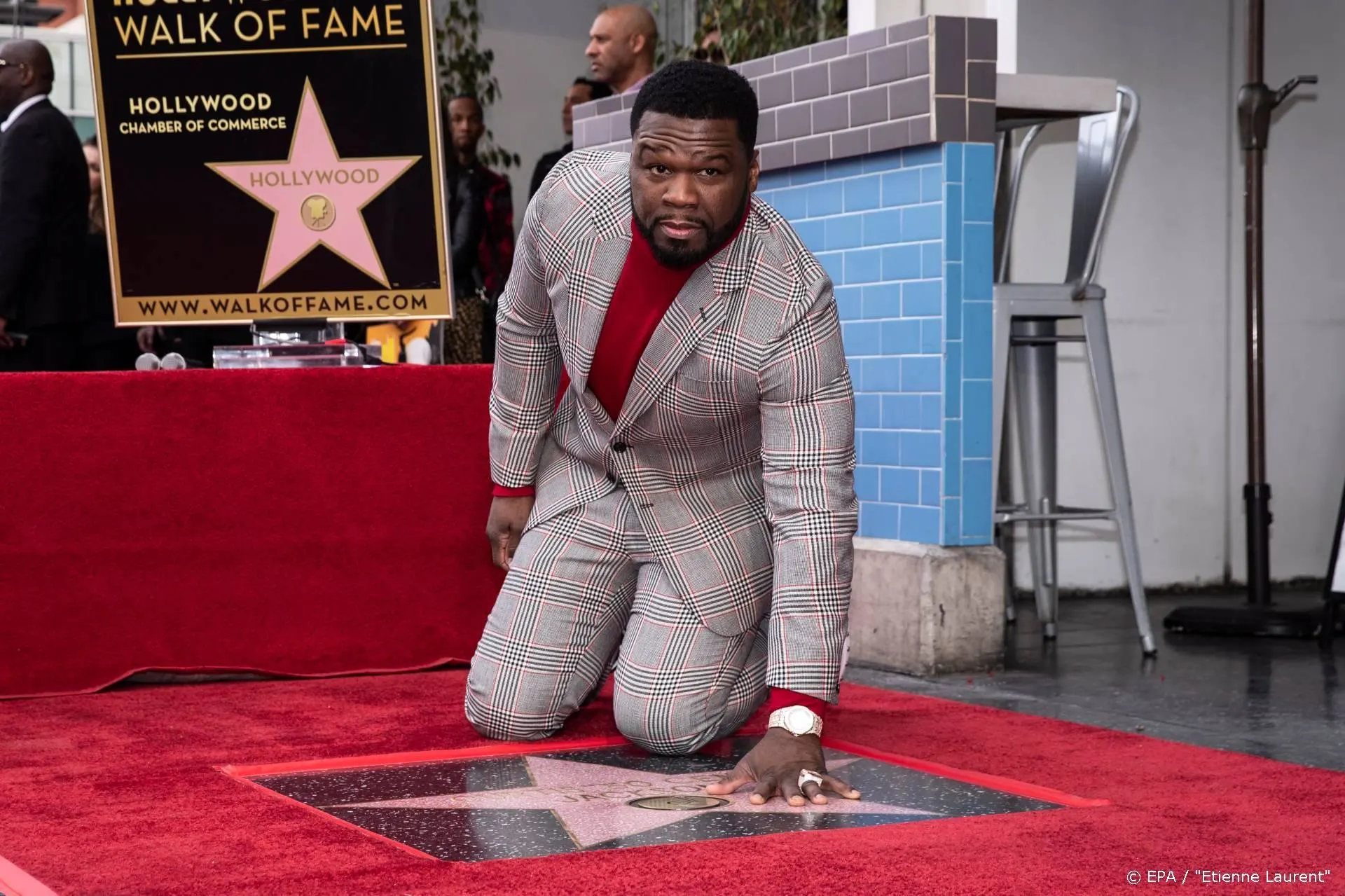 50 Cent onthult ster op Walk of Fame