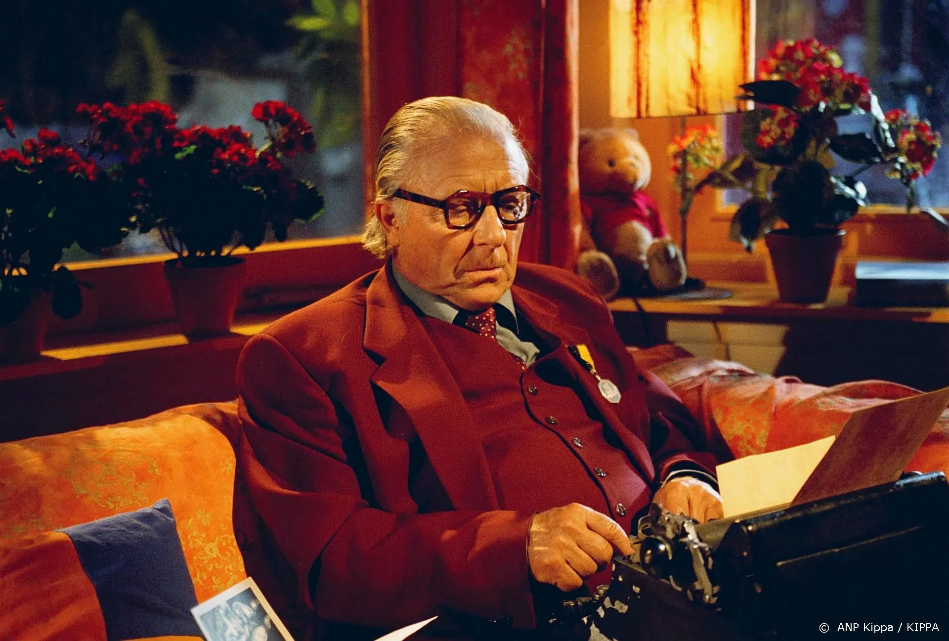 Premier Rutte noemt overlijden Aart Staartjes droevig nieuws