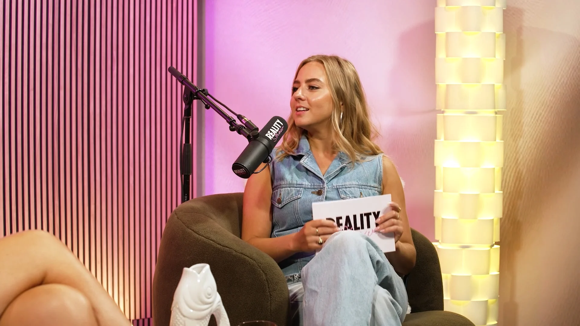 Julia leert De Bondgenoten kennen: 'Is het juicier dan Ex On The Beach?'