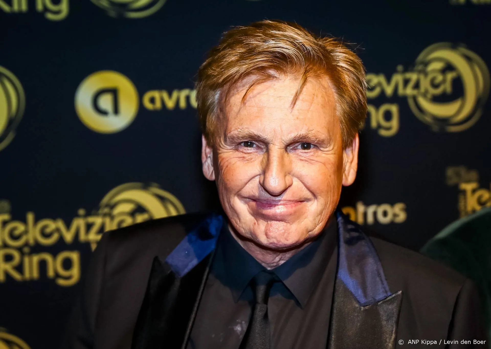 Henny Huisman onthult 'tv-leugentjes'
