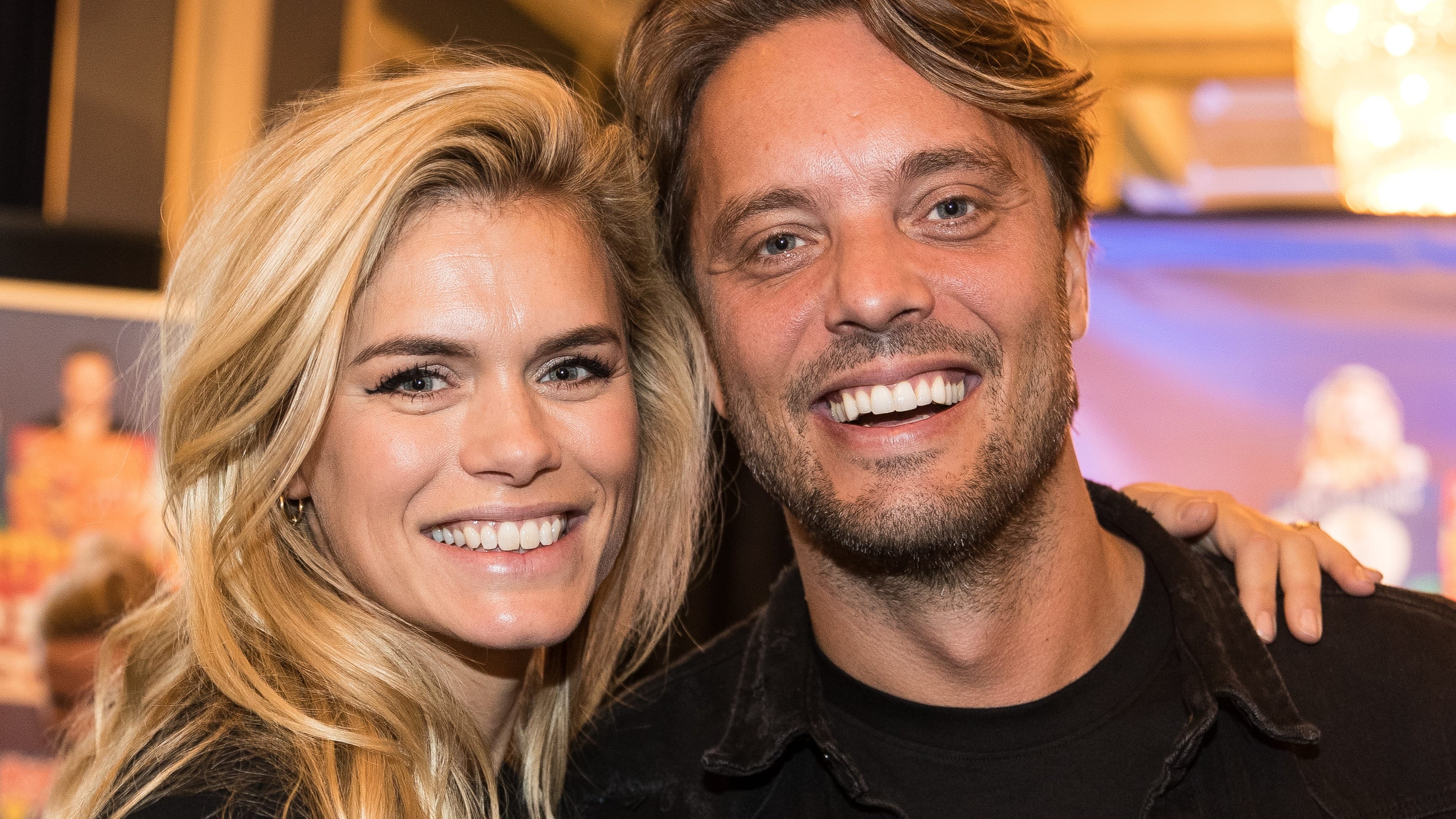 Nicolette en Bas dolblij met gezinsuitbreiding: 'Weer een baby'