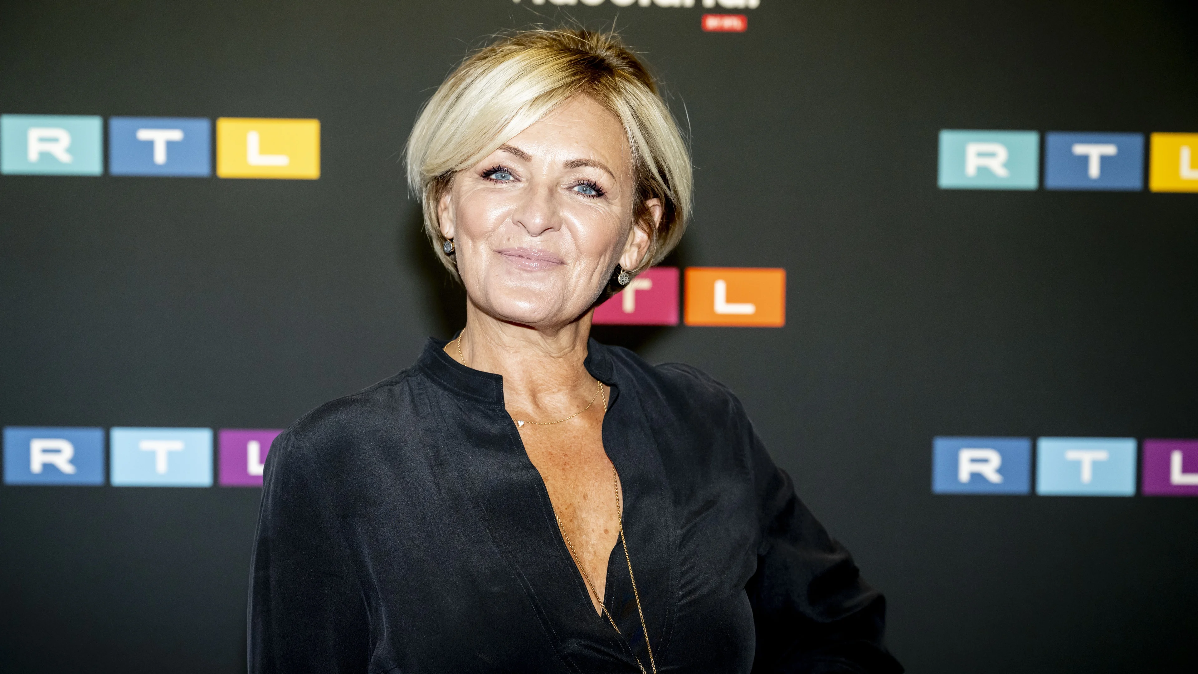 Caroline Tensen maakt prachtig babynieuws bekend: 'Zo blij'