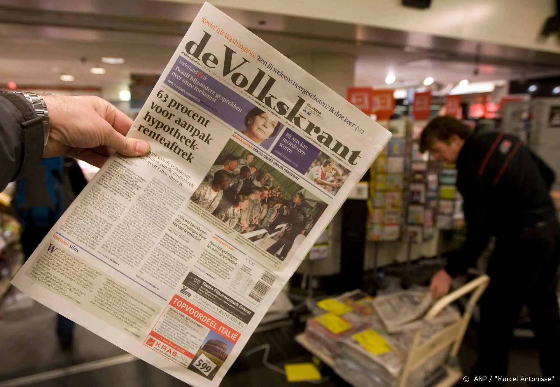 Lize Spit geeft onlineverklaring over Volkskrant-recensent