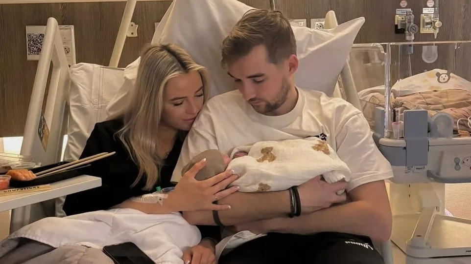 Vriendin Gio deelt eerste beelden thuis met de kleine