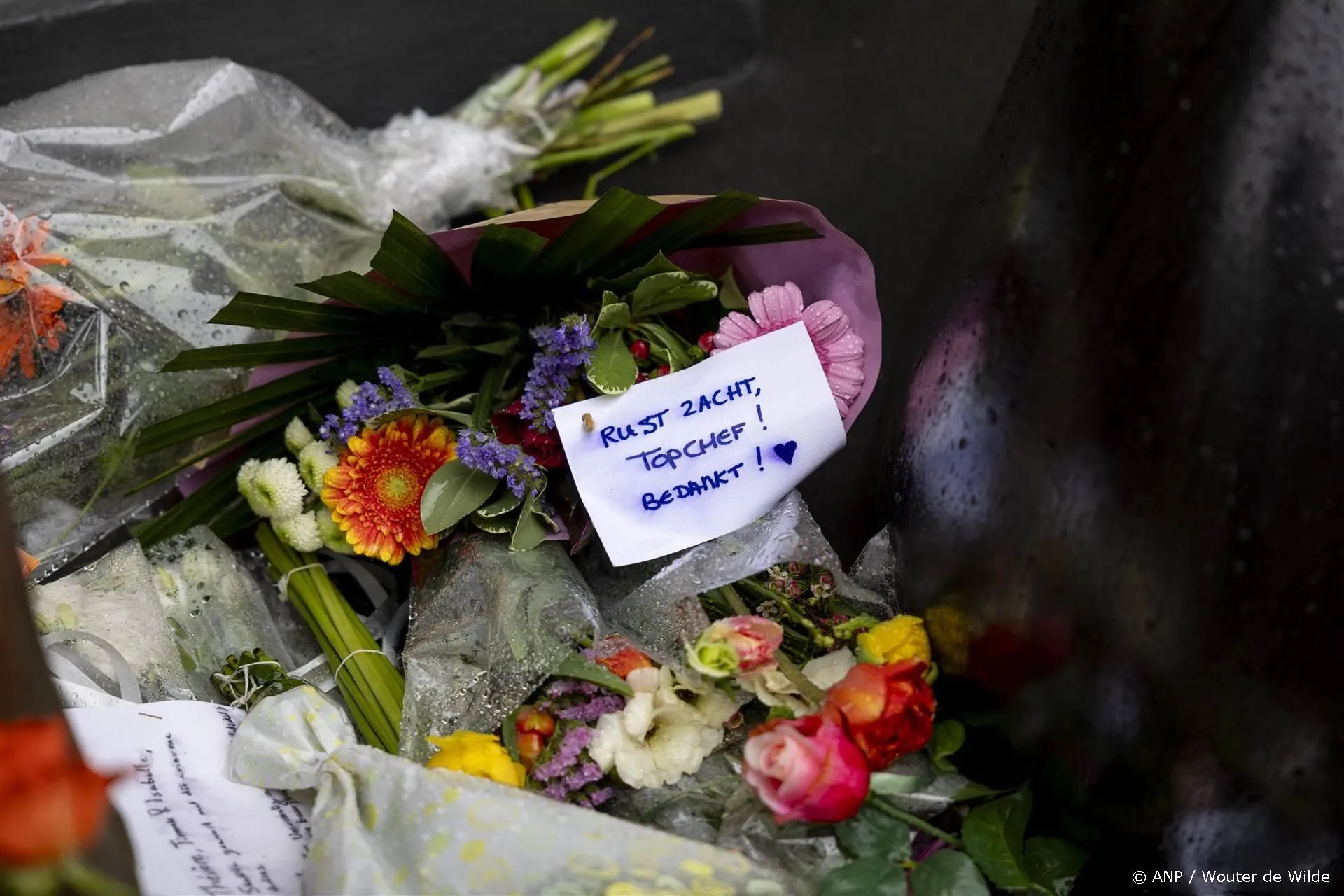 Zoon van Jonnie Boer deelt beelden van kist