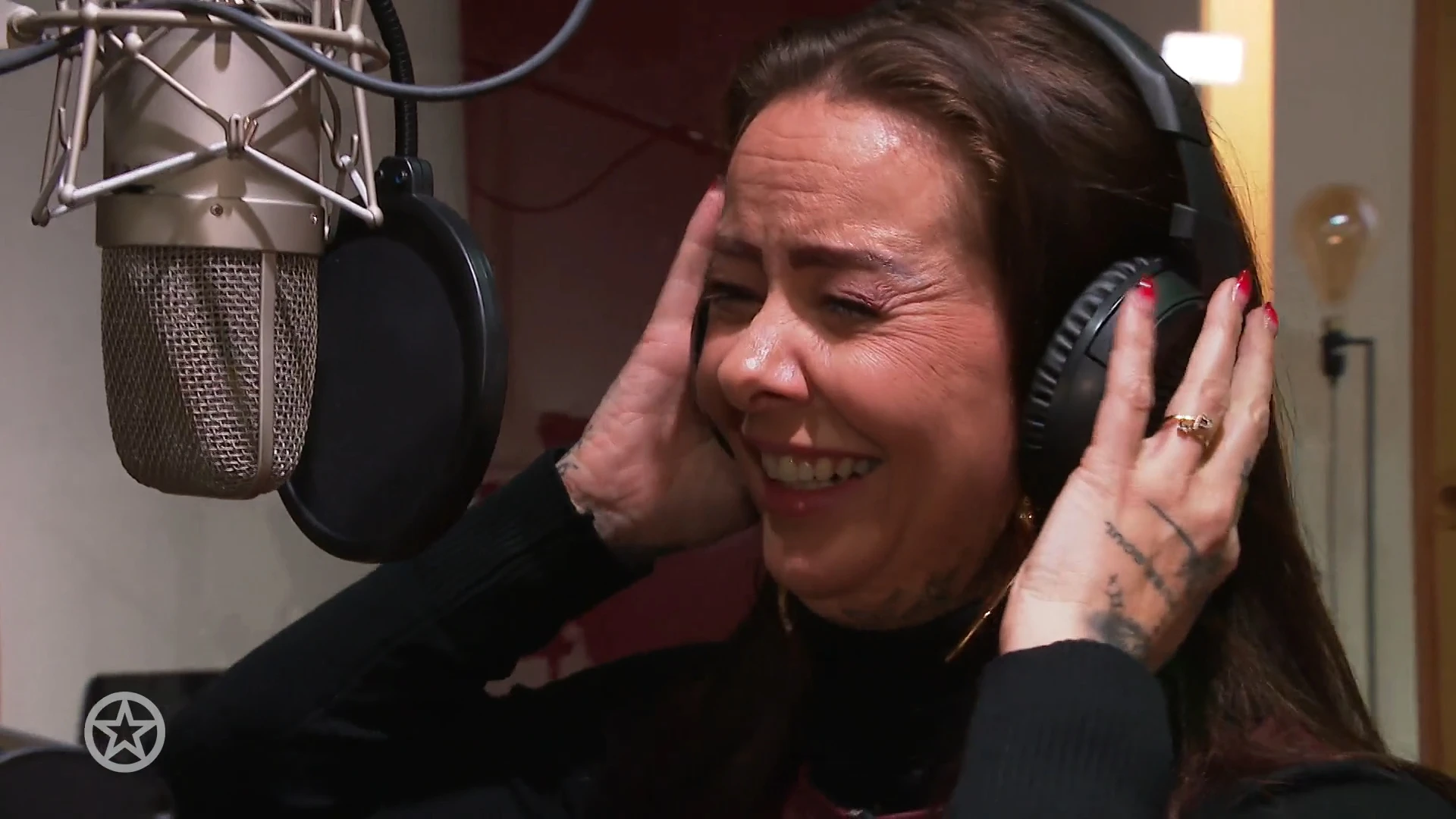 Wendy van Hout over haar nieuwe nummer