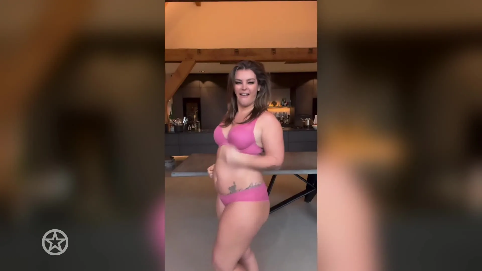 Miljuschka danst in bikini: 'I'm a 10'