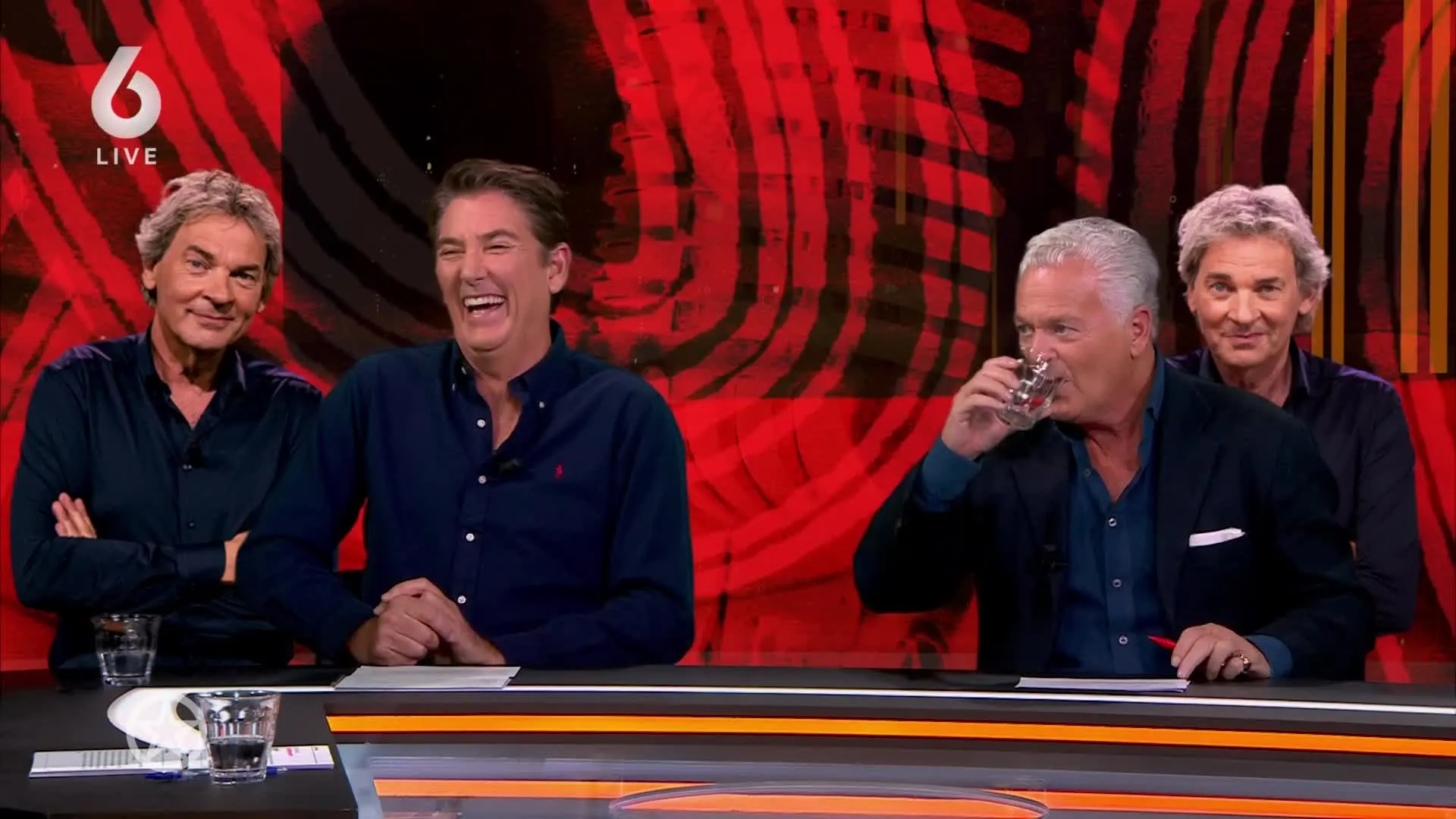 Anouk openhartig in gesprek met Matthijs van Nieuwkerk