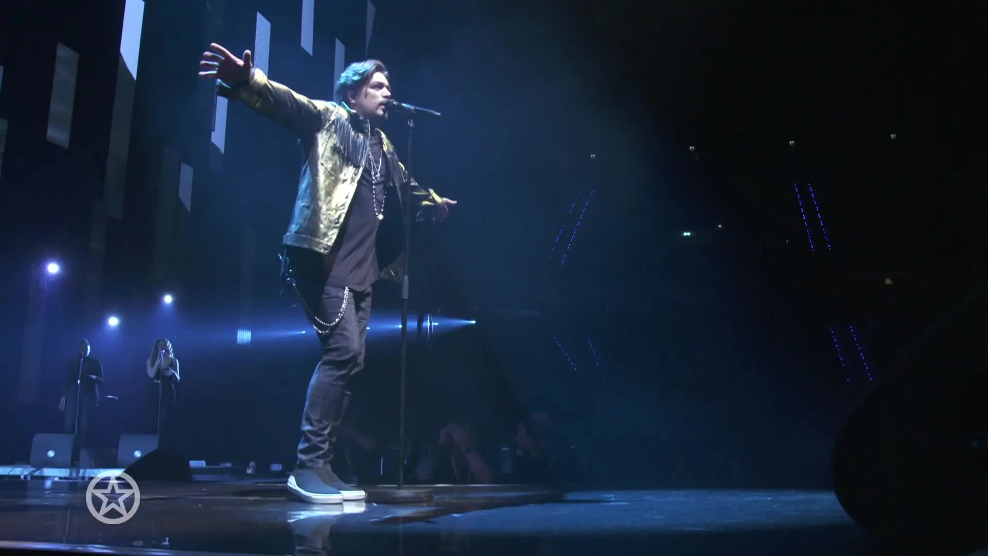 LUISTER: Waylon in het Nederlands