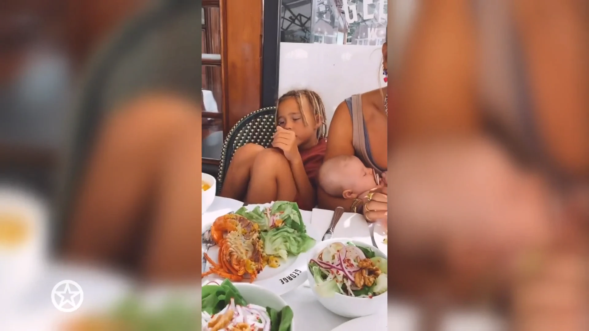 Bizzey showt kinderen en zoontje is geïrriteerd