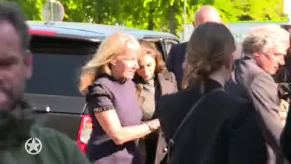 Yolanthe laat zich eindelijk weer zien!