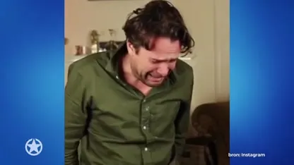 Hans Teeuwen mengt zich in Nashville-discussie: Pijpt een banaan