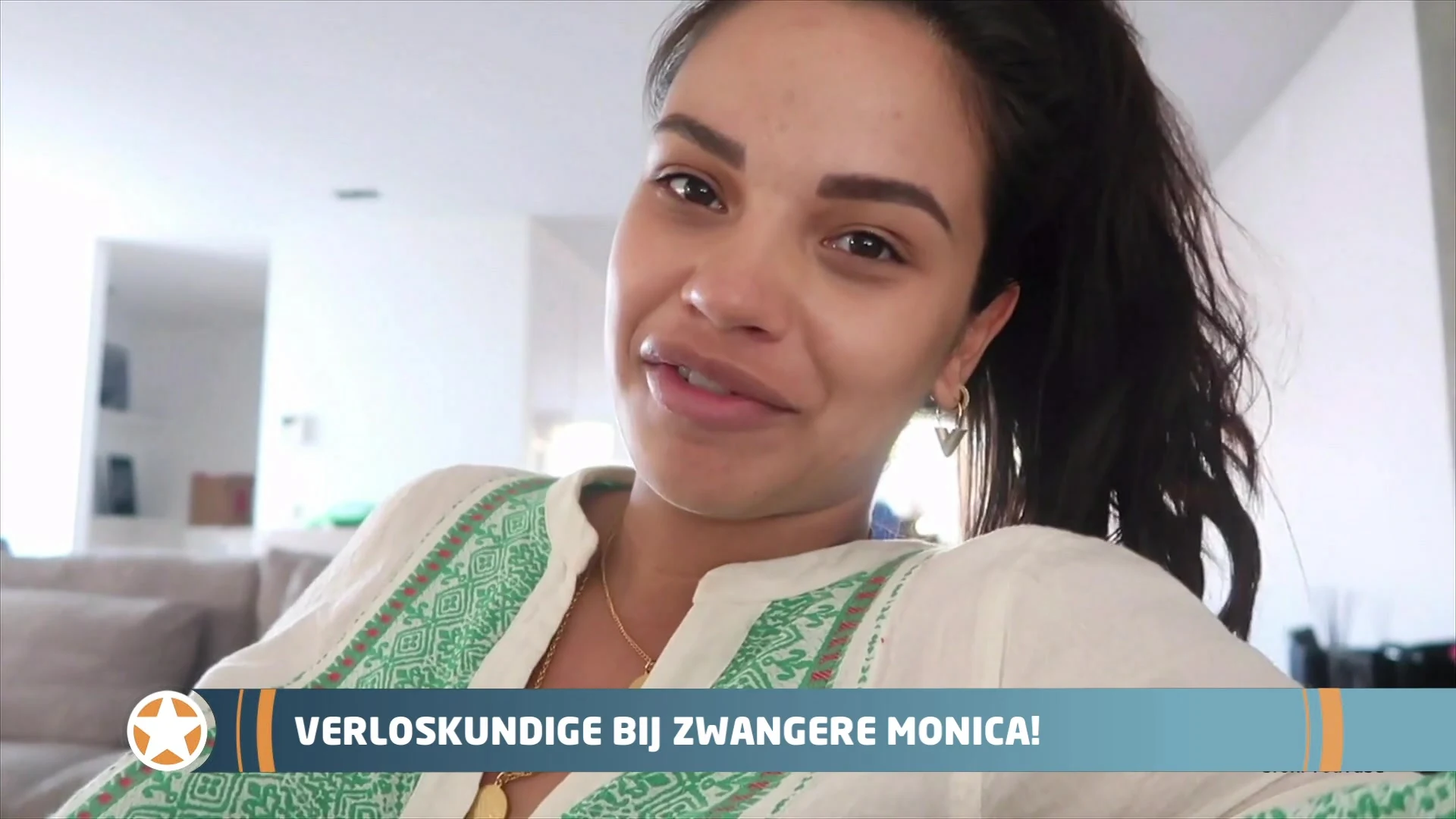 Show Update: Verloskundige bij Monica!