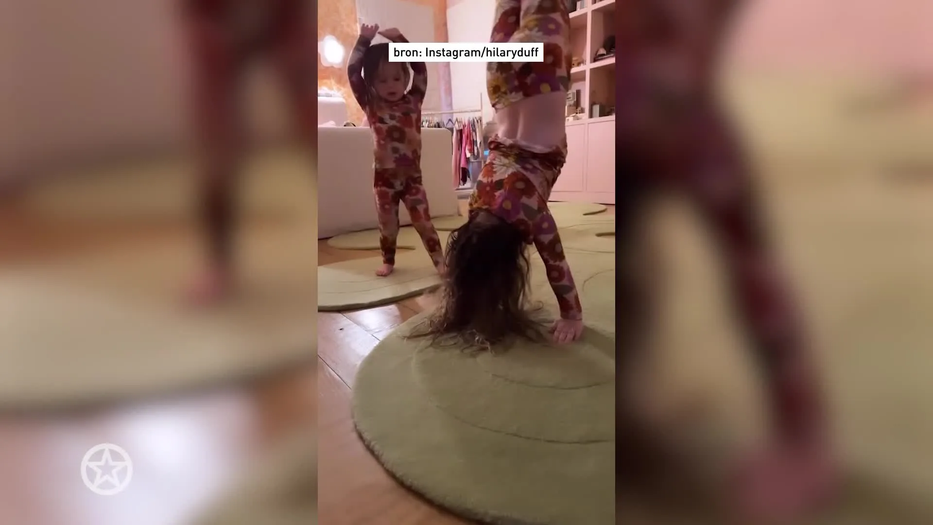 Kindjes Hilary Duff dansen erop los