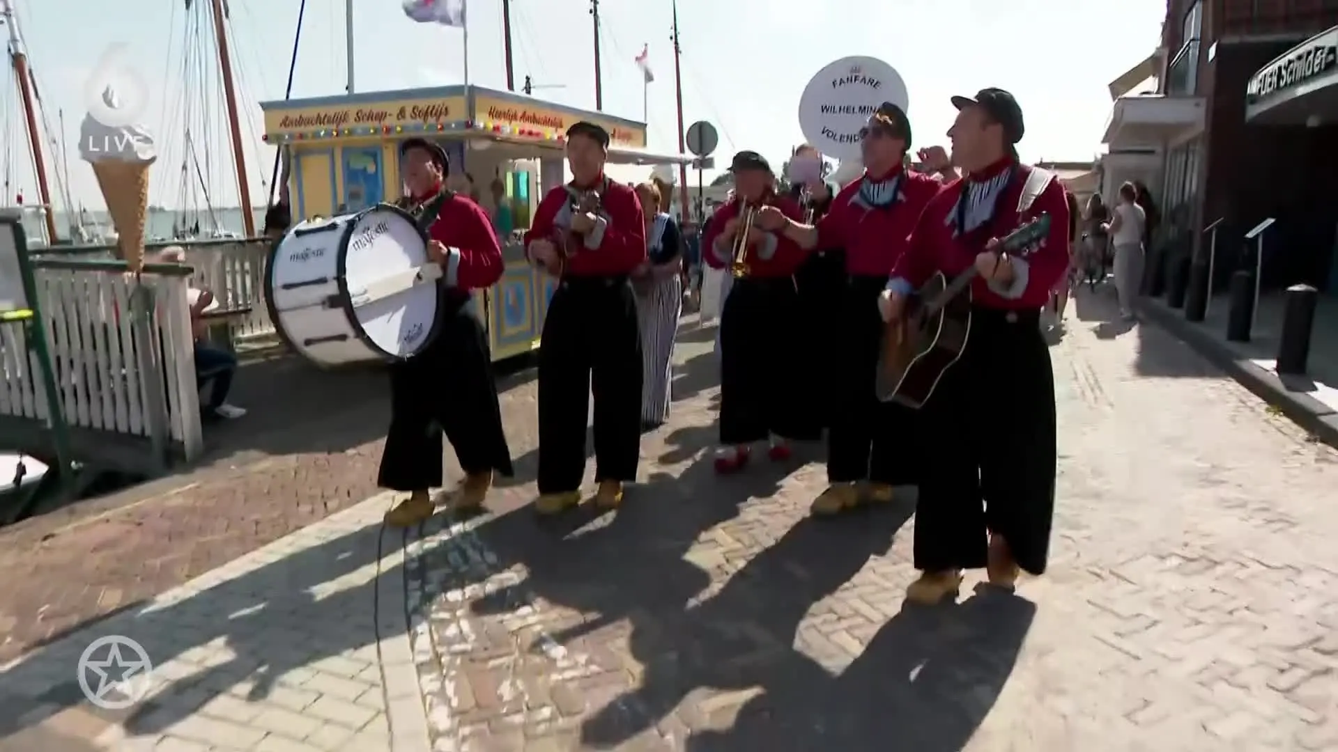 Jan Smit slaat handen ineen met 3JS