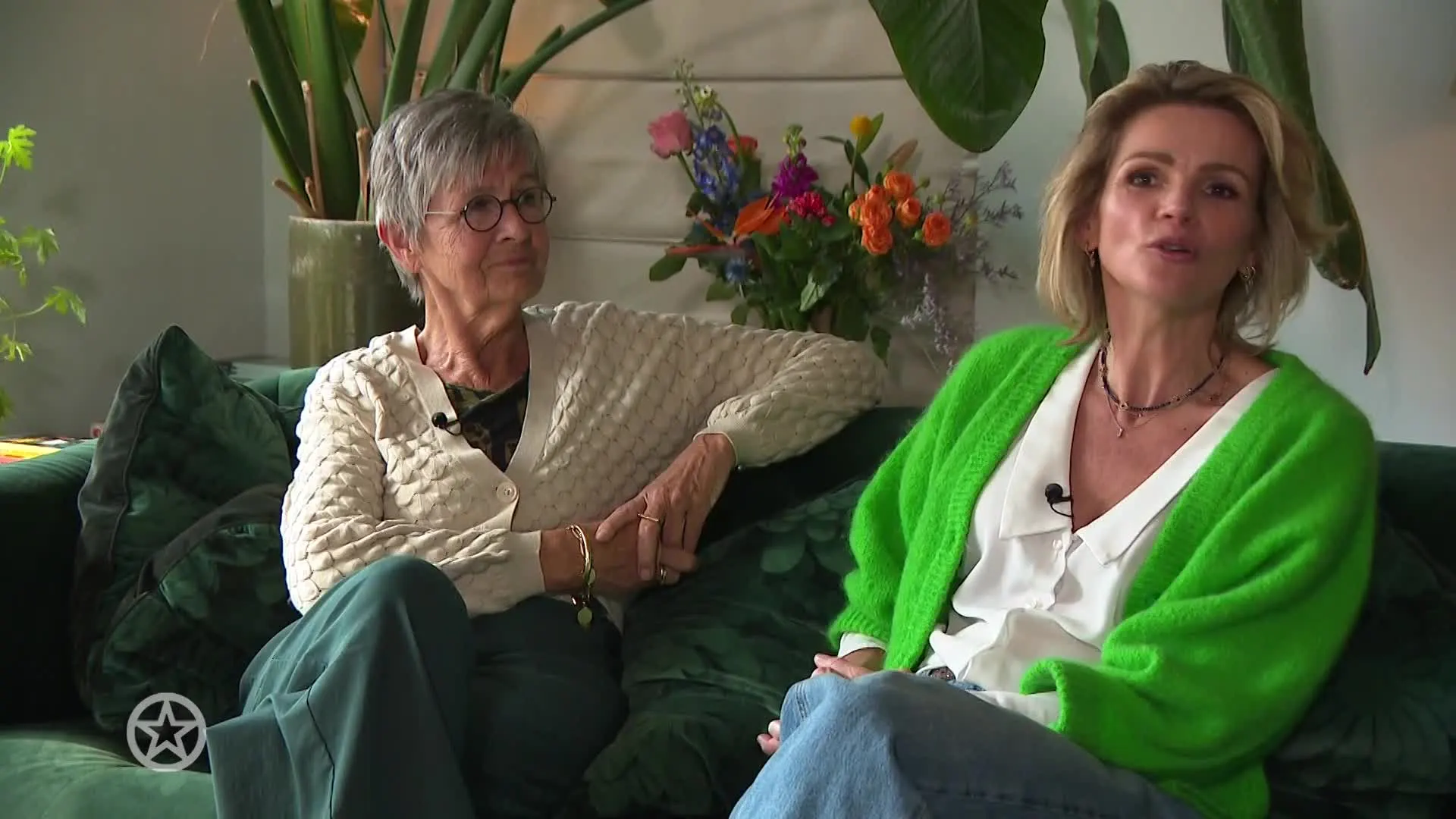 Moeder Tooske brengt boek uit