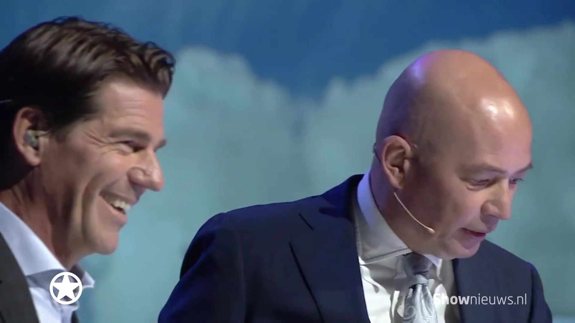 Twan Huys betreurt niet ingrijpen bij grap