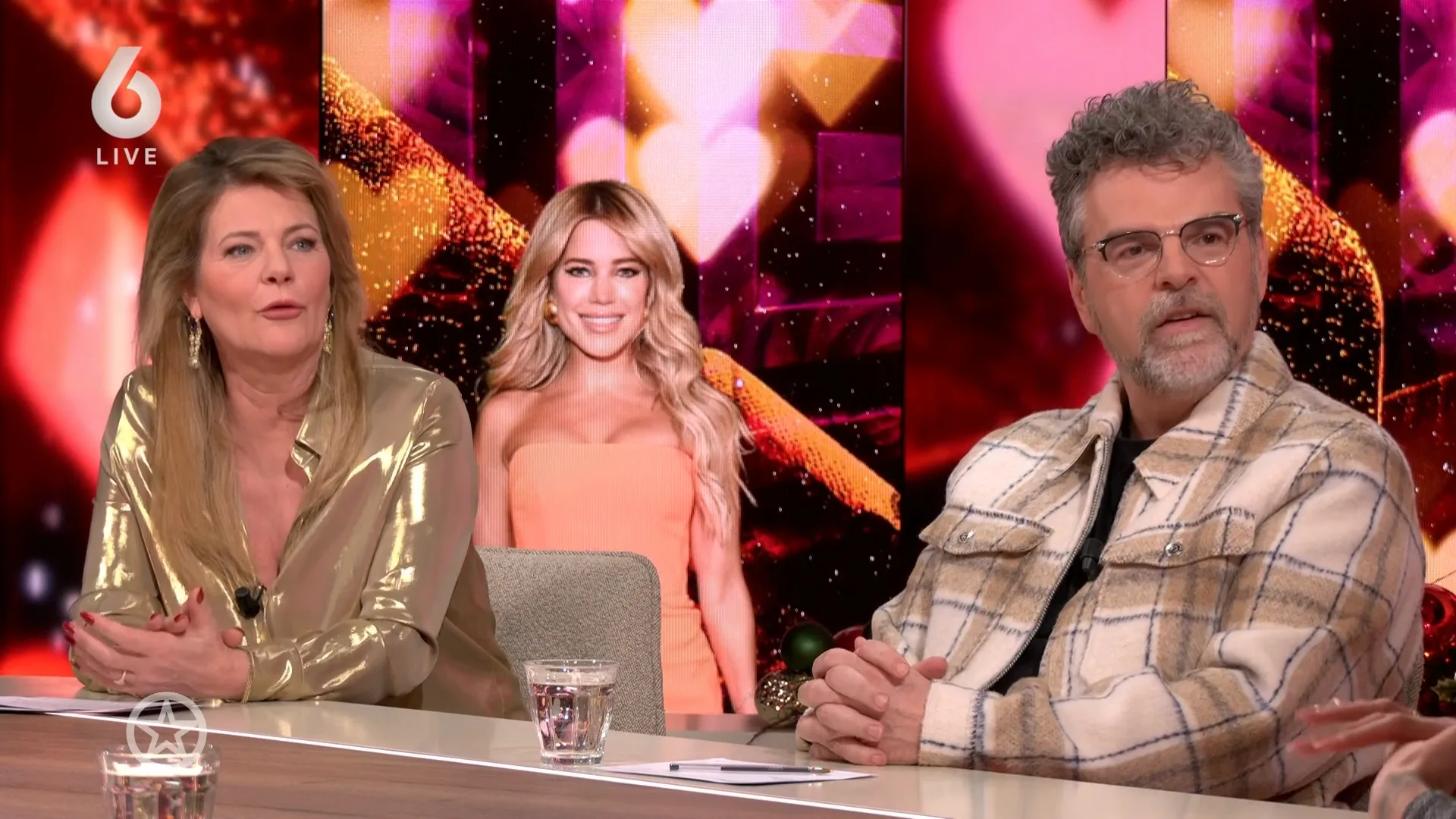 Sylvie gespot met liefdesketting van ex