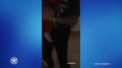 Zo zoet! André Jr. glundert van geluk als papa en mama weer thuiskomen