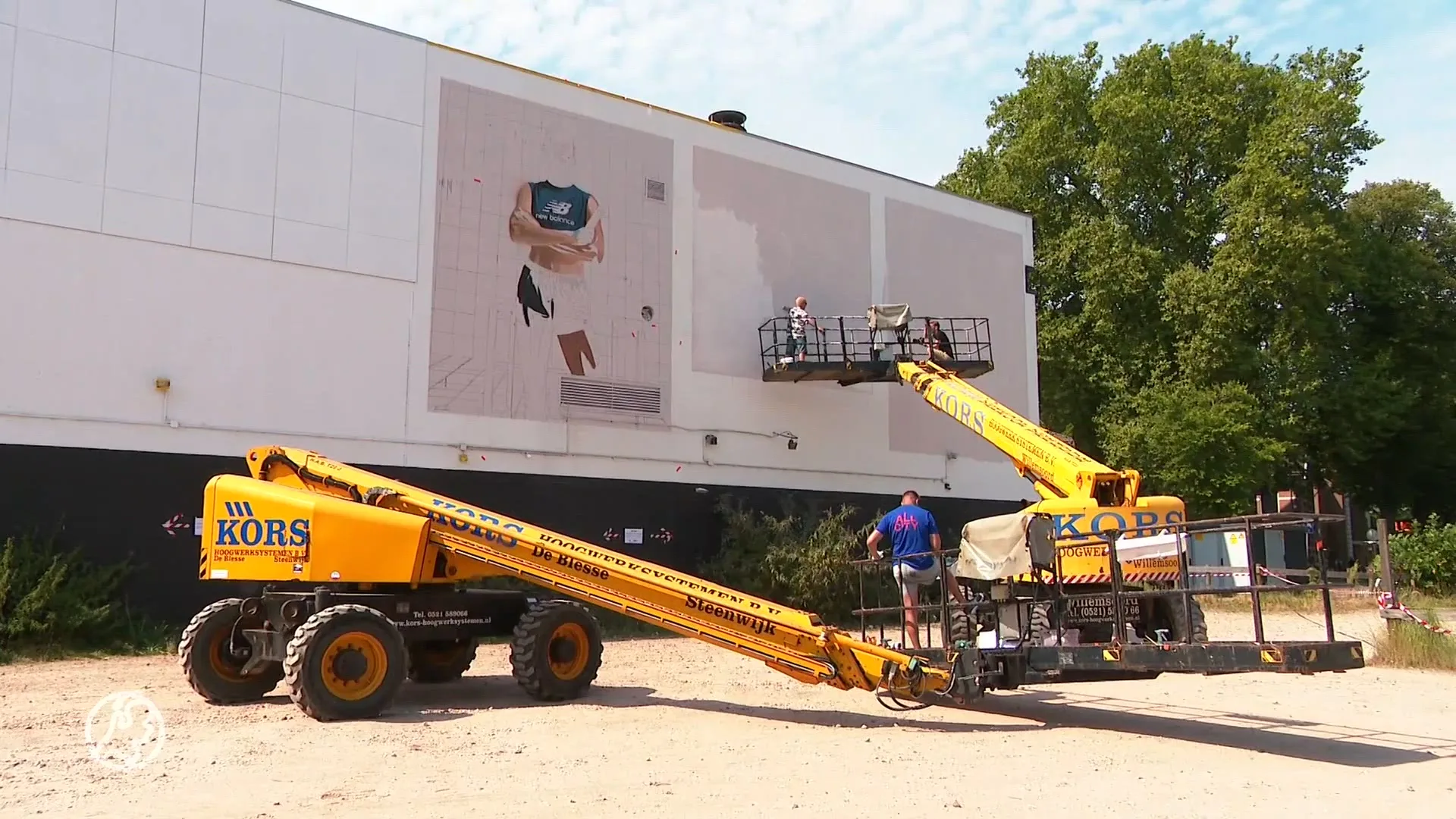Goed zweten vandaag, want dit gigantische eerbetoon aan Femke Bol wordt gemaakt