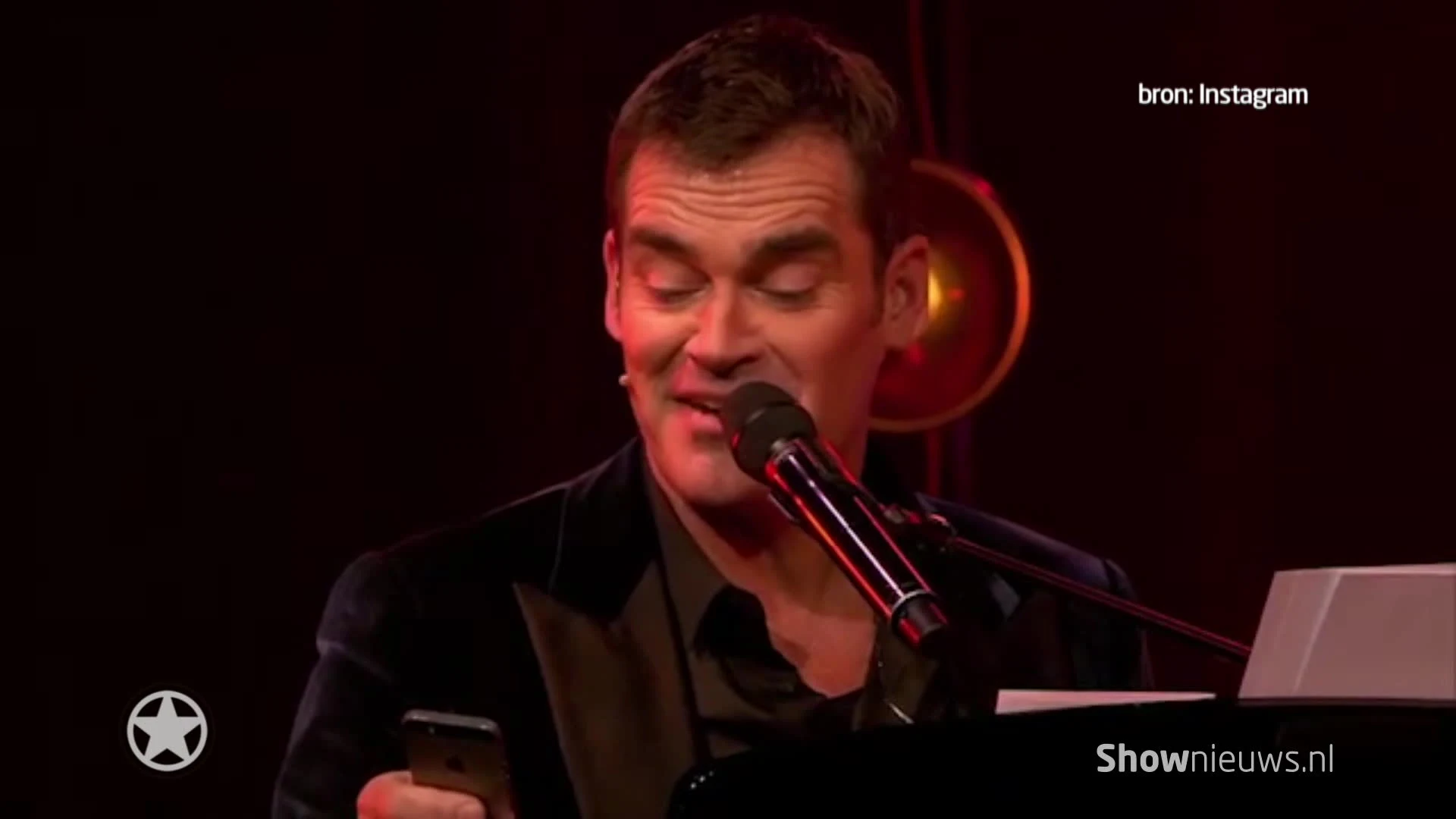 Jeroen van der Boom gaat theater in