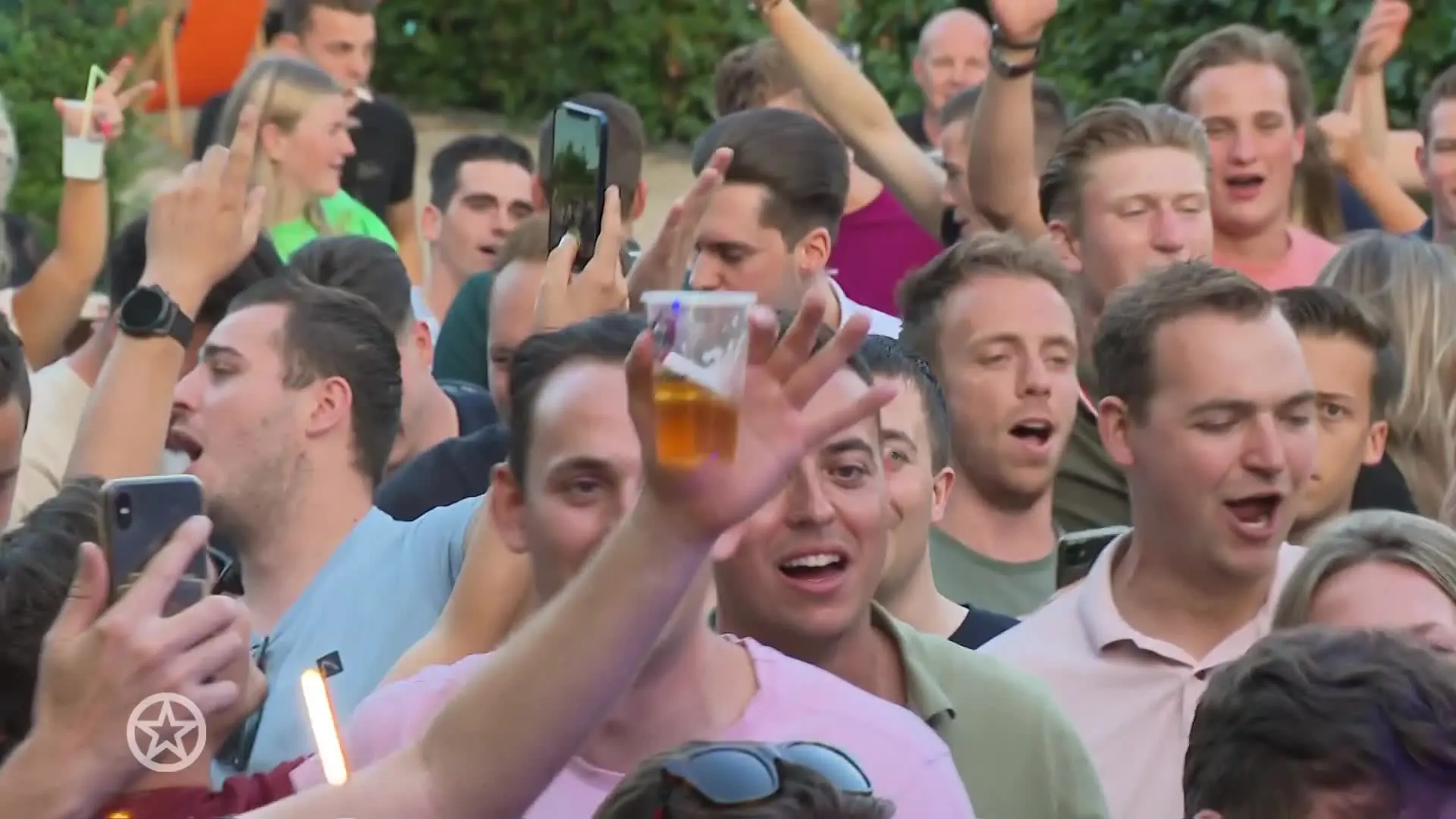 Mart Hoogkamer scoort monsterhit