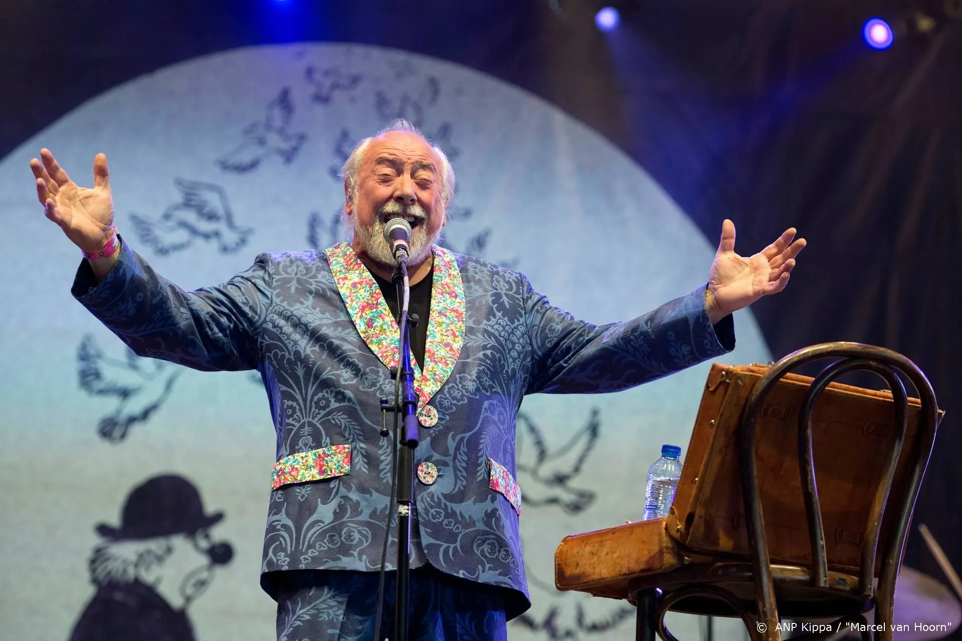 Urbanus werkt aan autobiografie