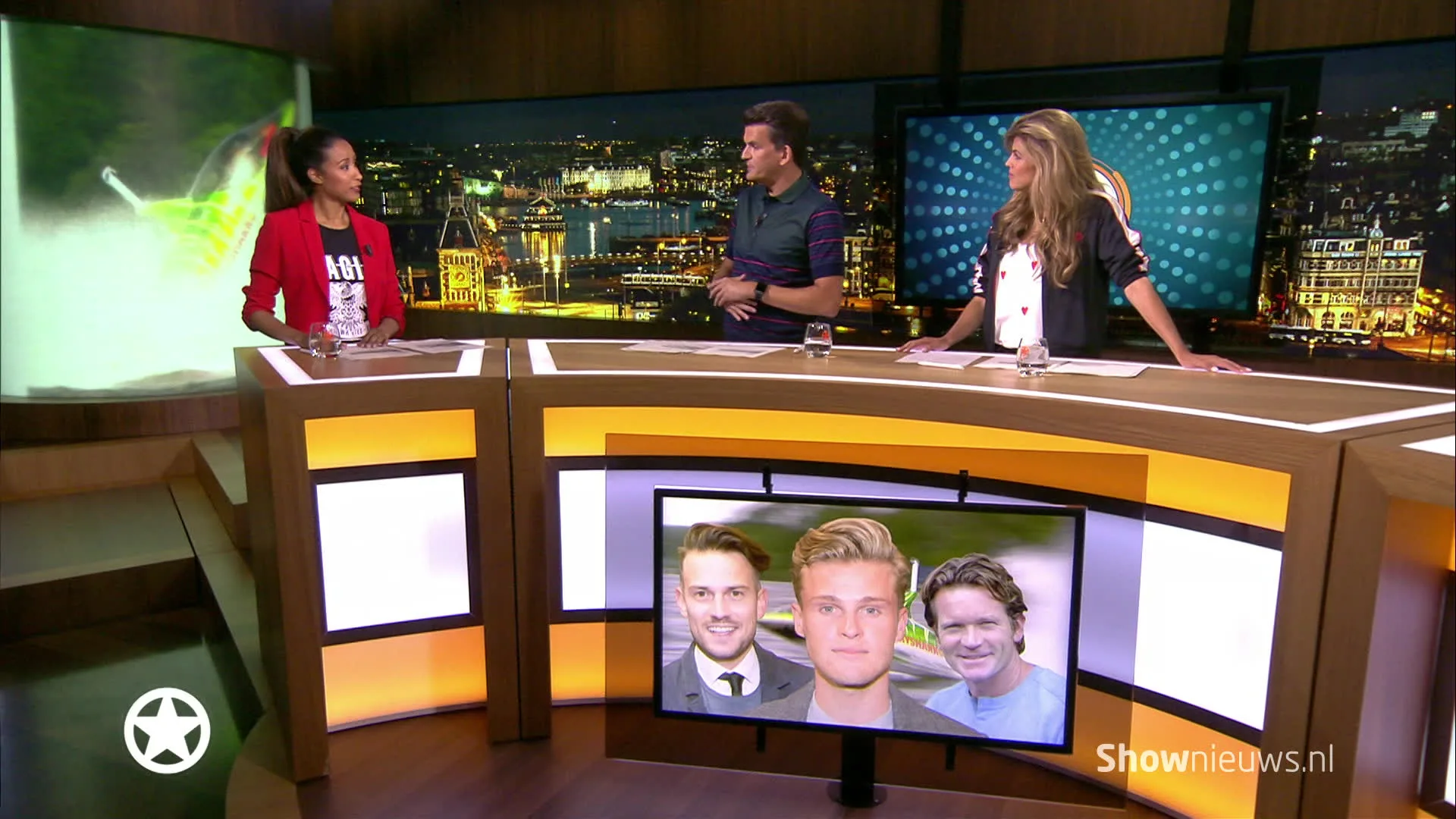 In de buik van een haai het water in!