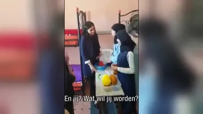 Meghan krijgt tattoo van 17-jarig meisje