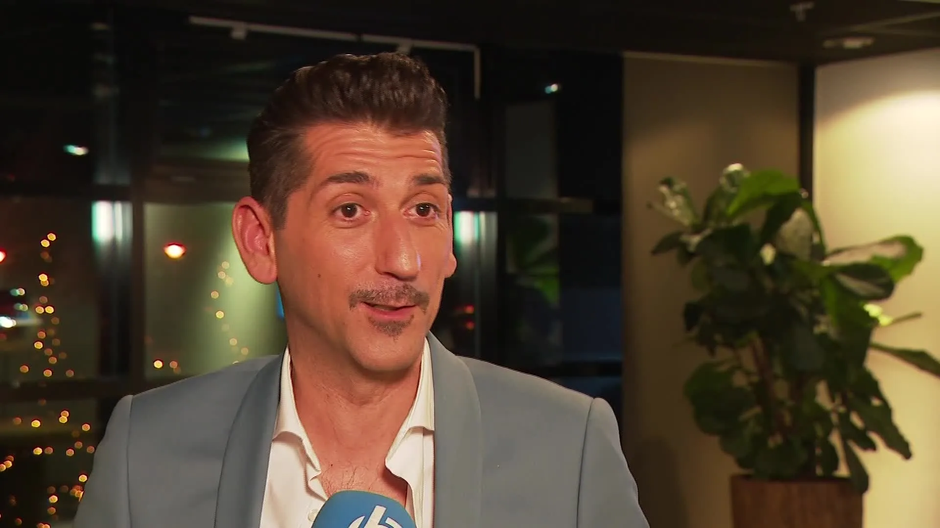 Danny Vera op 1 in Top 2000