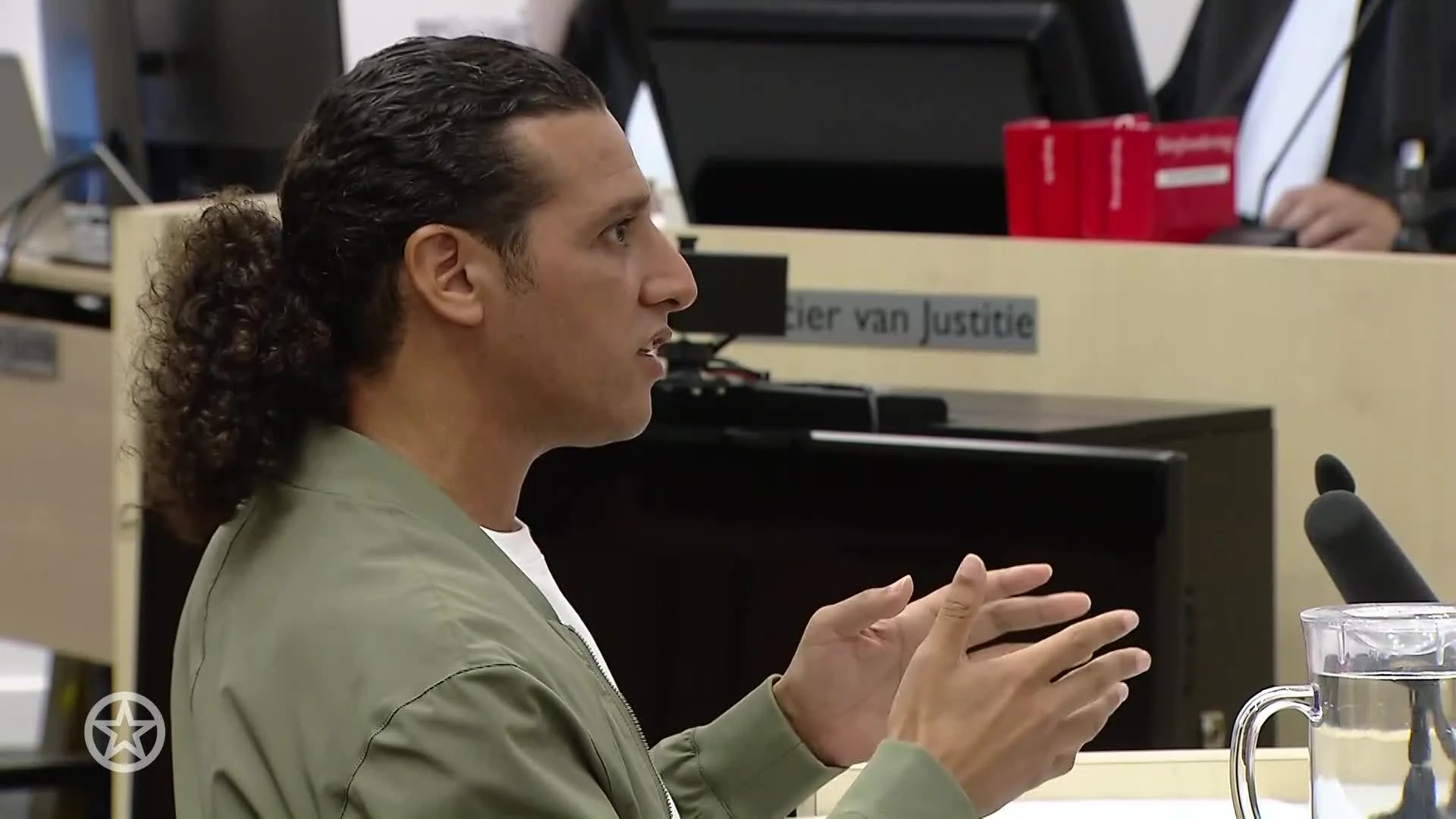 Ali B ontkent aanranding ex-kandidaat The Voice