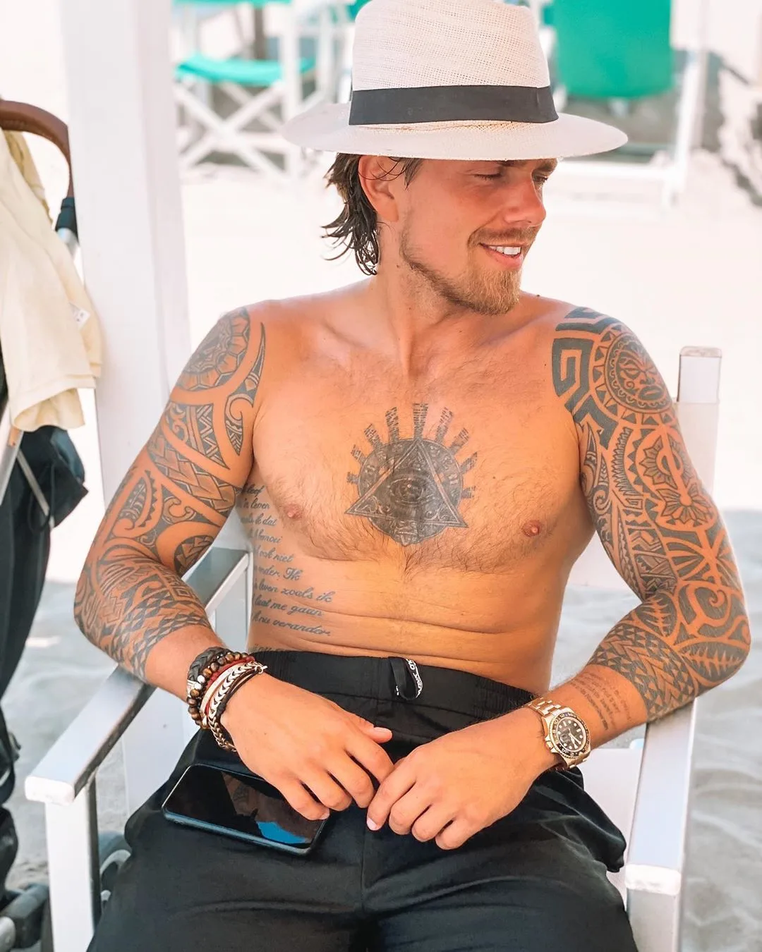 WOW: Zo zag André Hazes er vroeger uit