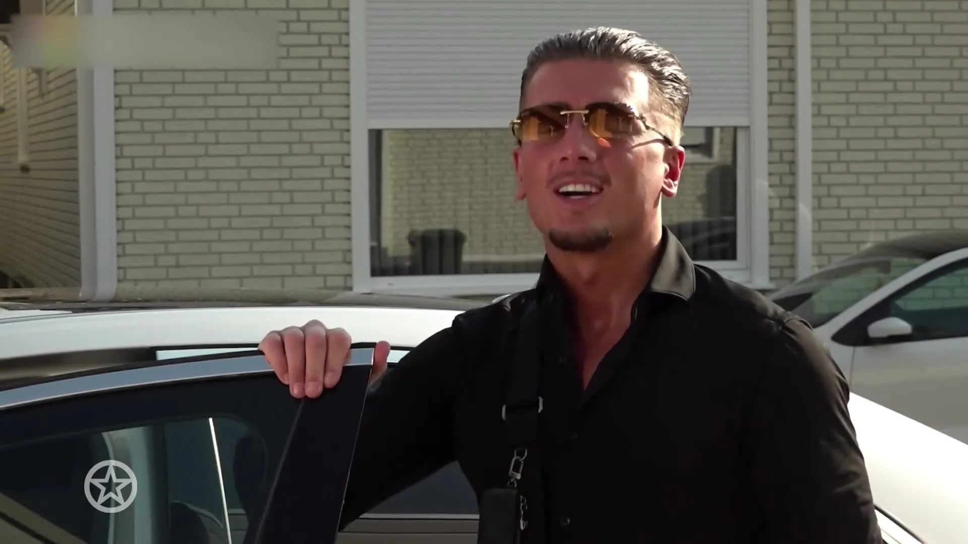 Eerste beelden datingshow Harrie Snijders