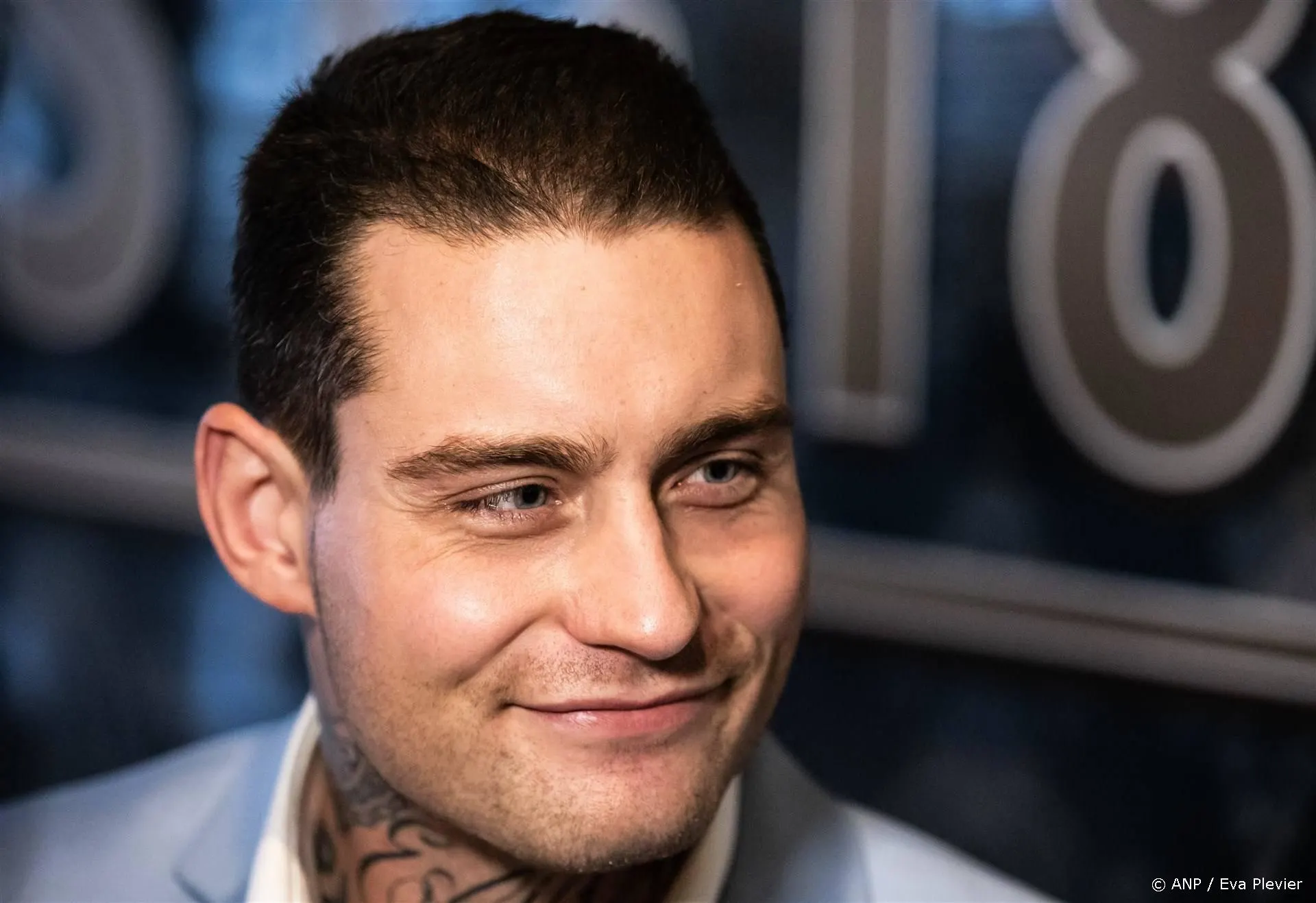 Heftig verlies voor Douwe Bob: 'Geboren en overleden op 30-12-2024'