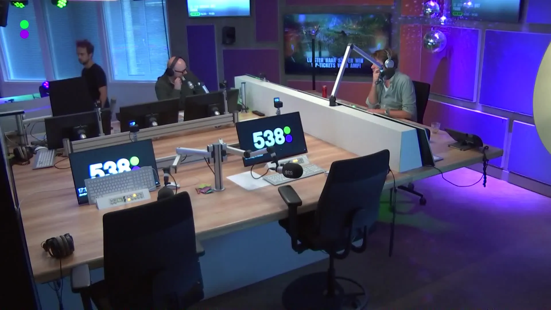 Rachel over Hazes-docu en Monique