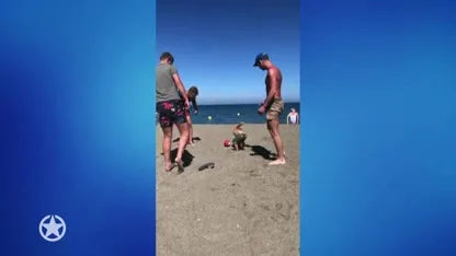 'Stoere' André Jr. steelt de show op vakantie